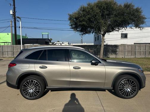 2024 Mercedes-Benz GLC 300 4MATIC