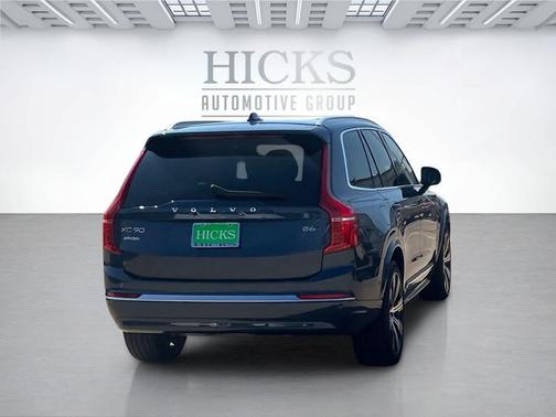 2024 Volvo XC90 B6 Plus Bright Theme 7-Seater