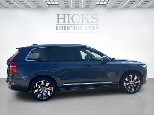 2024 Volvo XC90 B6 Plus Bright Theme 7-Seater
