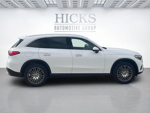 Polar White 2026 Mercedes-Benz GLC 300 4MATIC