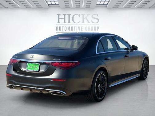 MANUFAKTUR Night Black Magno 2026 Mercedes-Benz S-Class 4MATIC