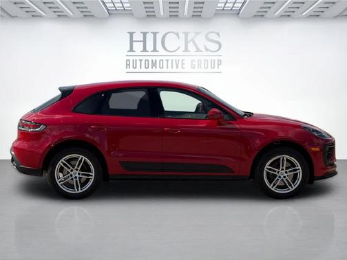 2024 Porsche Macan AWD