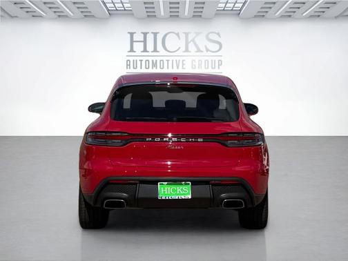 2024 Porsche Macan AWD