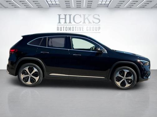 Night Black 2026 Mercedes-Benz GLA 250 4MATIC
