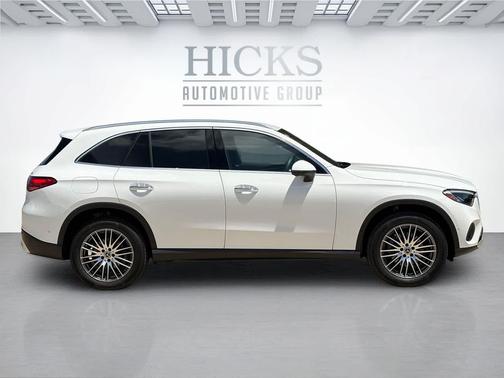 Polar White 2026 Mercedes-Benz GLC 300 4MATIC