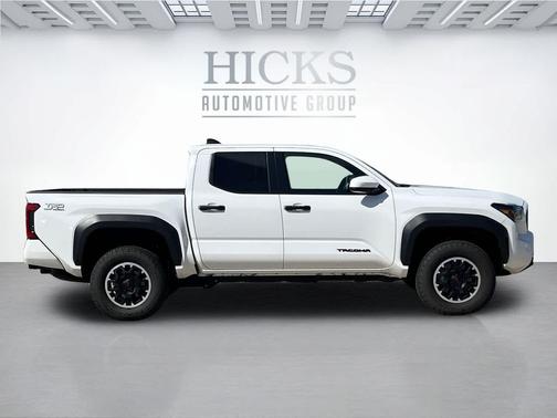 2024 Toyota Tacoma TRD Off Road