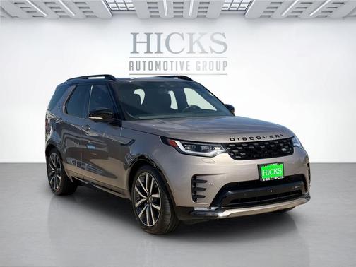 TAN 2023 Land Rover Discovery P300 S R-Dynamic