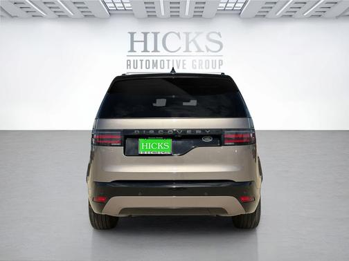 TAN 2023 Land Rover Discovery P300 S R-Dynamic