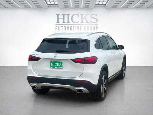 Polar White 2026 Mercedes-Benz GLA 250 4MATIC
