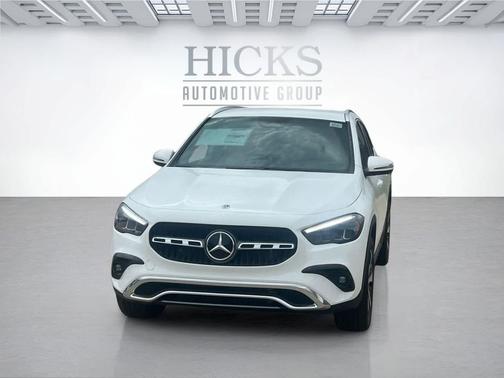 Polar White 2026 Mercedes-Benz GLA 250 4MATIC