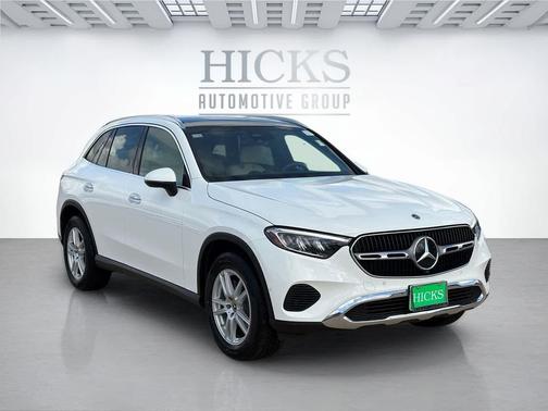 Polar White 2025 Mercedes-Benz GLC 300 4MATIC