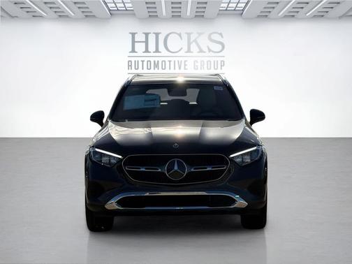 Graphite Grey Metallic 2026 Mercedes-Benz GLC 300 Base