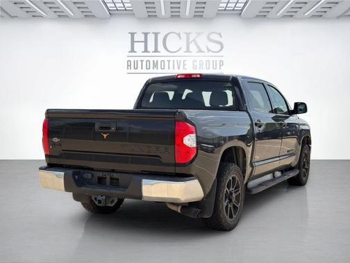 2018 Toyota Tundra SR5