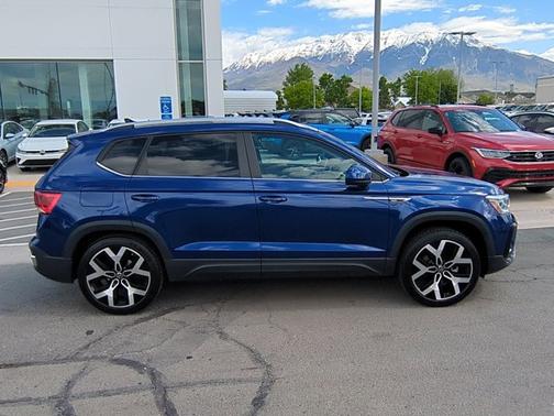 2022 Volkswagen Taos 1.5T SEL