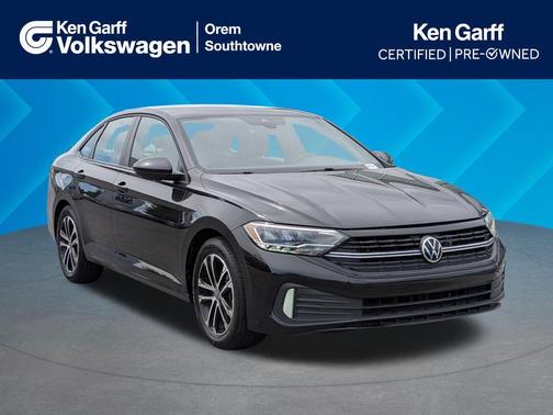 Deep Black Pearl 2022 Volkswagen Jetta 1.5T Sport
