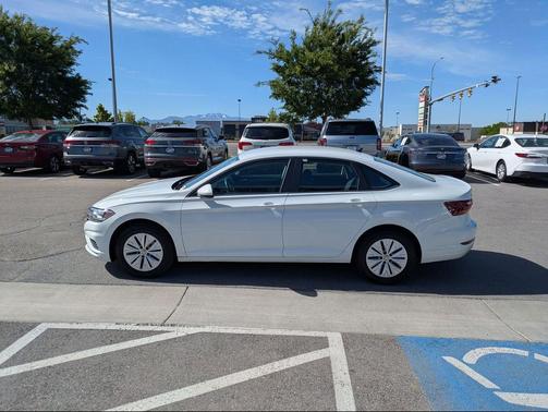 White 2019 Volkswagen Jetta 1.4T S