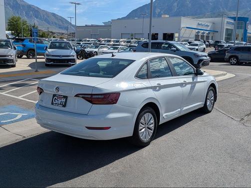 White 2019 Volkswagen Jetta 1.4T S
