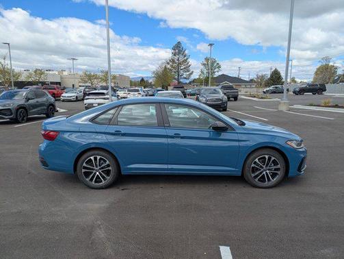 Monterey Blue Pearl 2026 Volkswagen Jetta 1.4T S