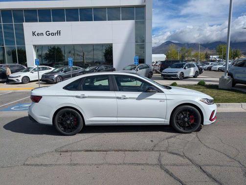 Pure White w/Deep Black Roof 2026 Volkswagen Jetta GLI 2.0T Autobahn
