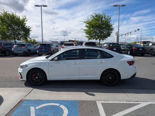 Pure White w/Deep Black Roof 2026 Volkswagen Jetta GLI 2.0T Autobahn