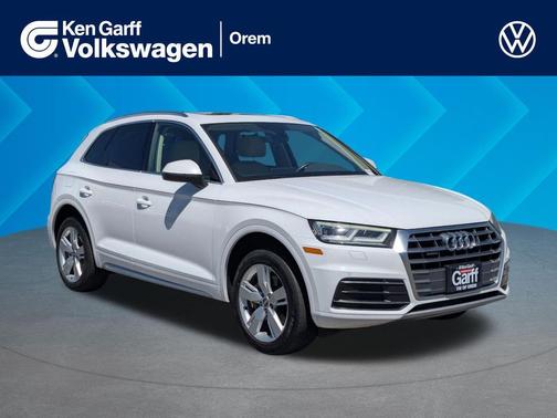 White 2019 Audi Q5 2.0T Premium Plus