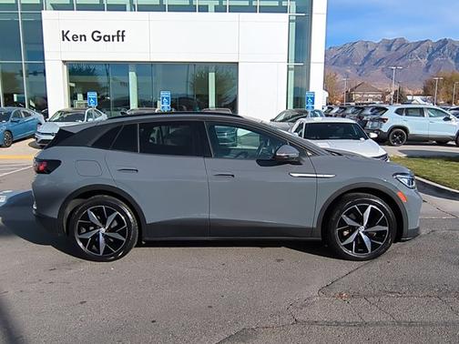 2023 Volkswagen ID.4 S