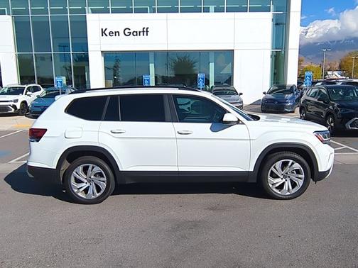 2023 Volkswagen Atlas 3.6 SE w/ Technology