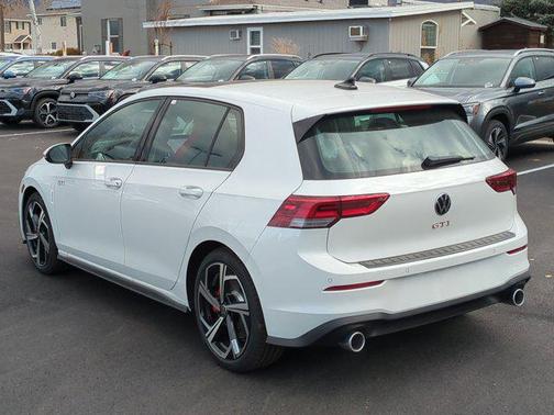 opal white pearl 2026 Volkswagen Golf GTI 2.0T SE DSG