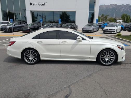 designo Diamond White Metallic 2016 Mercedes-Benz CLS-Class CLS 400