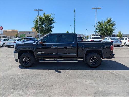 Onyx Black 2018 GMC Sierra 1500 SLT