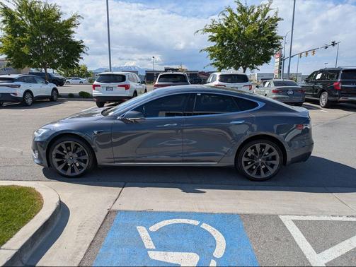 Gray 2021 Tesla Model S Long Range