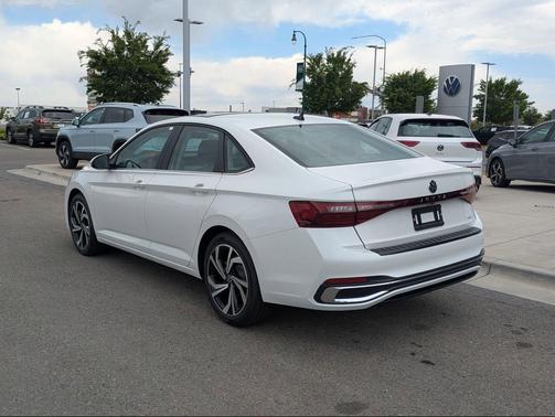 Opal White Pearl 2026 Volkswagen Jetta 1.4T SEL