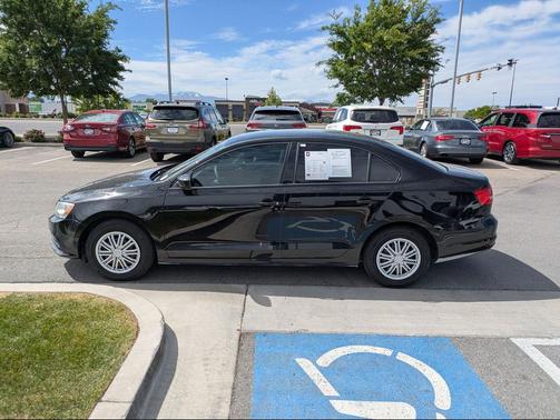 Black 2015 Volkswagen Jetta Man S