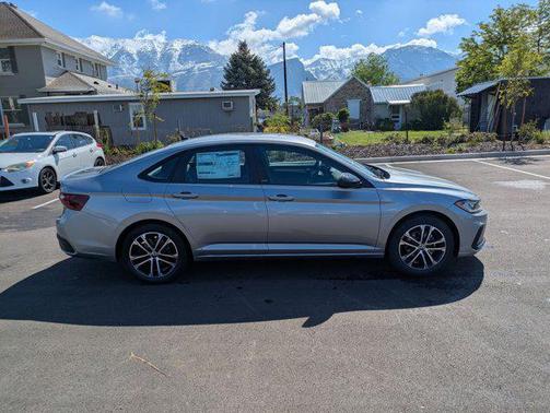 Pyrite Silver Metallic 2026 Volkswagen Jetta 1.4T SE