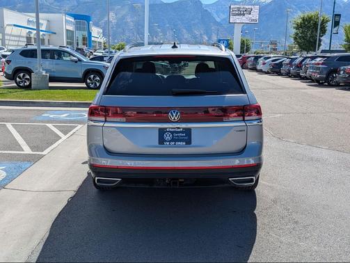 Silver Mist Metallic 2025 Volkswagen Atlas 2.0T SE w/Technology 4MOTION
