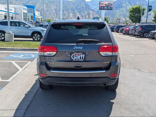Granite Crystal Metallic Clearcoat 2015 Jeep Grand Cherokee Limited
