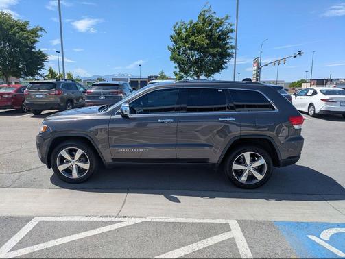 Granite Crystal Metallic Clearcoat 2015 Jeep Grand Cherokee Limited
