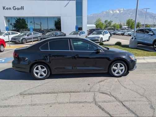 Black 2017 Volkswagen Jetta 1.4T S