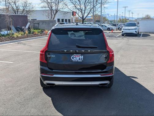 Onyx Black Metallic 2021 Volvo XC90 T6 Inscription