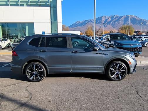 2024 Volkswagen Tiguan 2.0T SEL R-Line