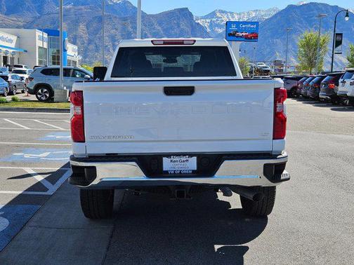 Summit White 2024 Chevrolet Silverado 3500 LT