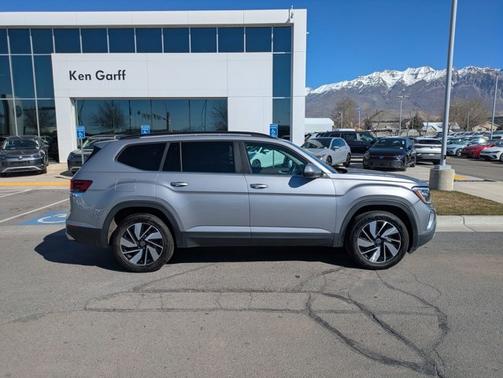 2024 Volkswagen Atlas 2.0T SE