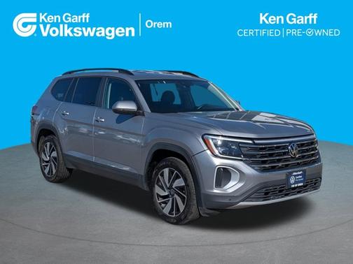 Silver Bird Metallic 2024 Volkswagen Atlas 2.0T SE