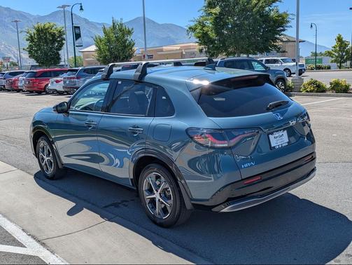 Modern Steel Metallic 2024 Honda HR-V EX-L