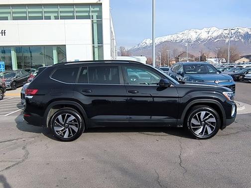 2024 Volkswagen Atlas 2.0T SE