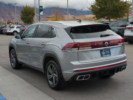 2024 Volkswagen Atlas Cross Sport 2.0T SEL R-Line