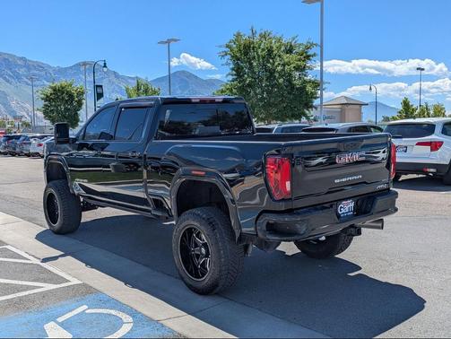Onyx Black 2022 GMC Sierra 3500 AT4
