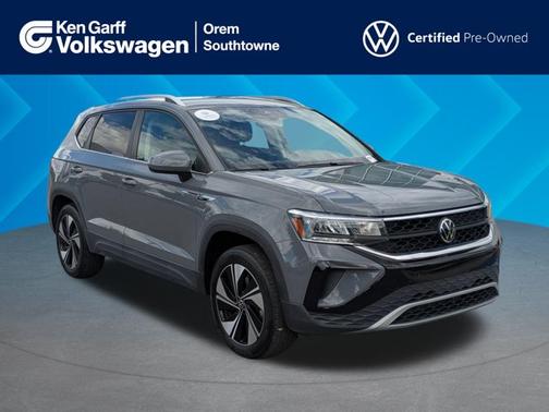 Pure Gray 2024 Volkswagen Taos 1.5T SE