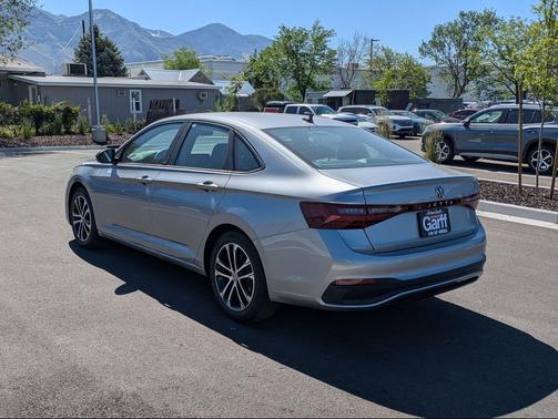 Pyrite Silver Metallic 2026 Volkswagen Jetta 1.4T S