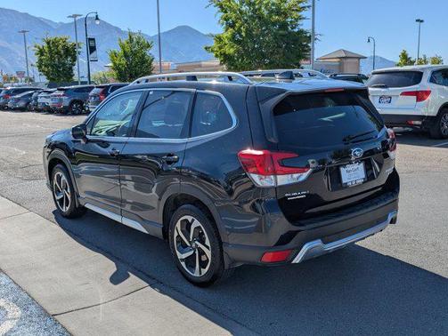 Crystal Black Silica 2023 Subaru Forester Touring